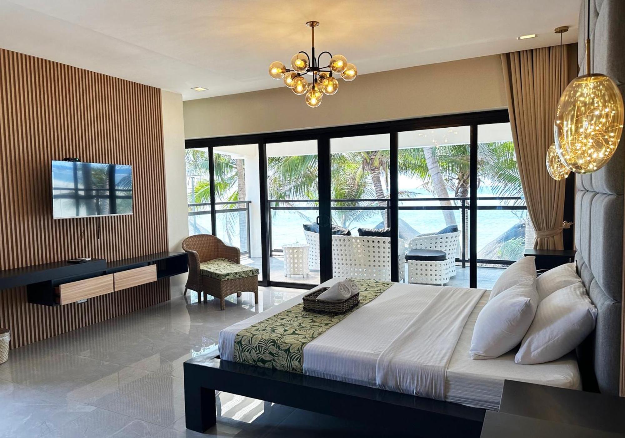 Puerto Del Sol Beach Resort And Hotel Club Bolinao Pangasinan Экстерьер фото