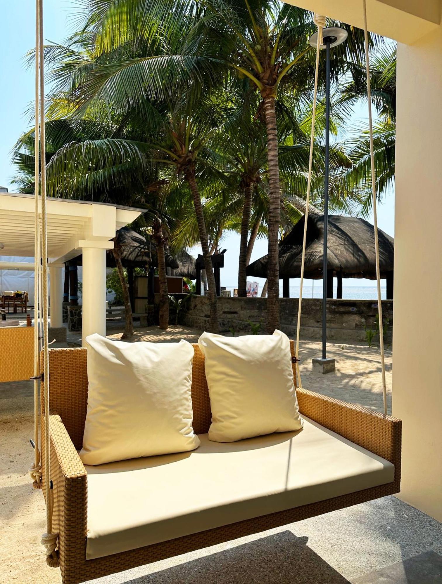 Puerto Del Sol Beach Resort And Hotel Club Bolinao Pangasinan Экстерьер фото
